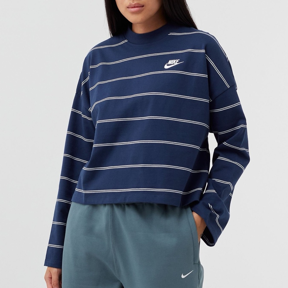 Nike Women’s Long Sleeve Loose Fit Top Navy White Stripes Size Small